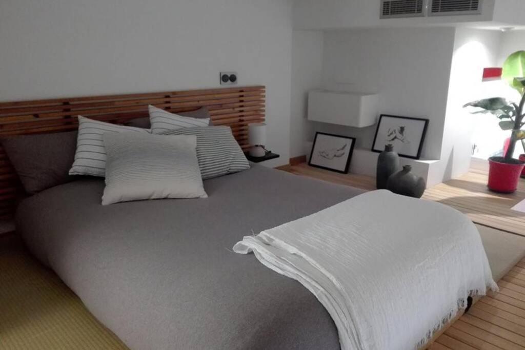 Appartement Cozy Designer Apart / Acogedor Apartamento De Diseno ● Wifi - Jacuzzi - A/C Steamsauna à Madrid Extérieur photo